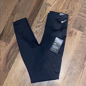 Nike Victory Women’s Training Leggings